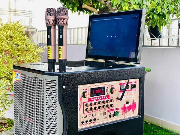 loa kéo karaoke MT MAX BK01 Pro có màn hình