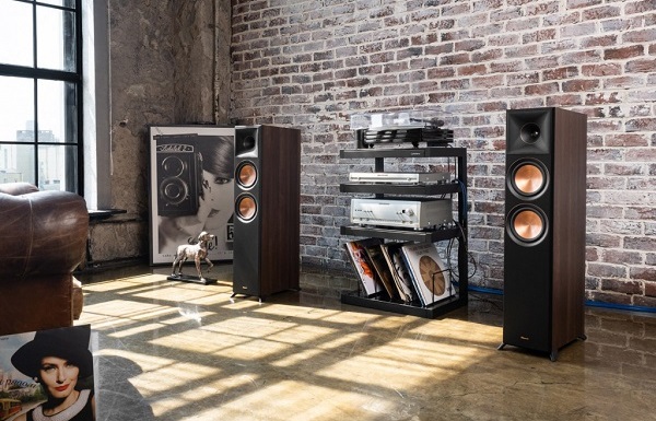 Loa Klipsch RP 8000F II Được Thiết Kế Chân Nhôm Chắc Chắn
