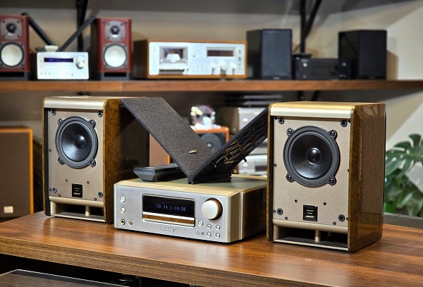 Loa Mini Nhật BOSE PLS 1610