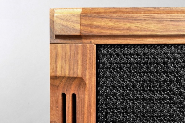 Loa Tannoy Kensington GR Vật Liệu Thiết Kế Cao Cấp
