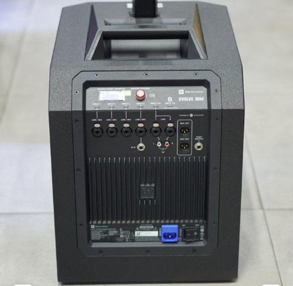 Loa cột Electro Voice Evolve 30m kết nối