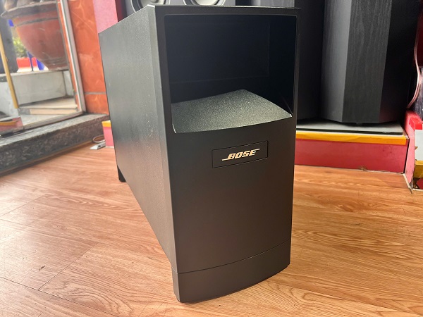 Loa sub Bose AM 10 seri iv