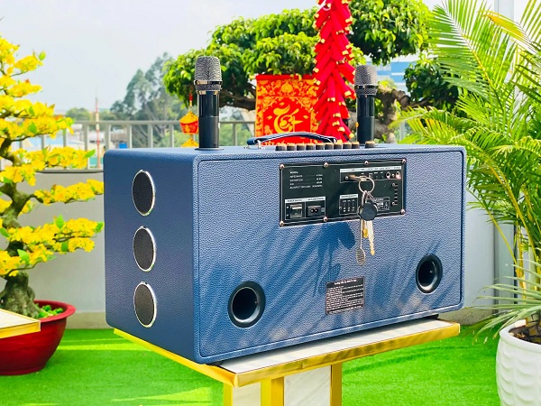 Loa Xách Tay V2 Pro Thiết Kế Cao Cấp