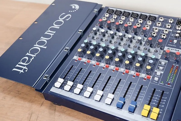Thông số kỹ thuật Mixer Soundcraft EPM6