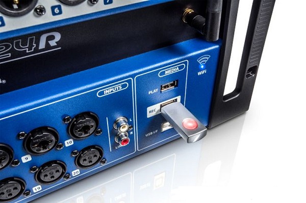 Mixer Soundcraft UI24R khả năng ghi âm và phát lại