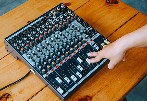 Mixer EFX8 