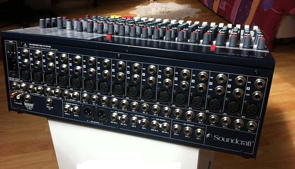 Chức năng Mixer Soundcraft FX 16 II