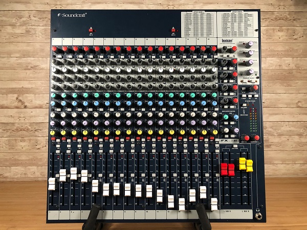 Điều chỉnh âm thanh Mixer Soundcraft FX 16 II