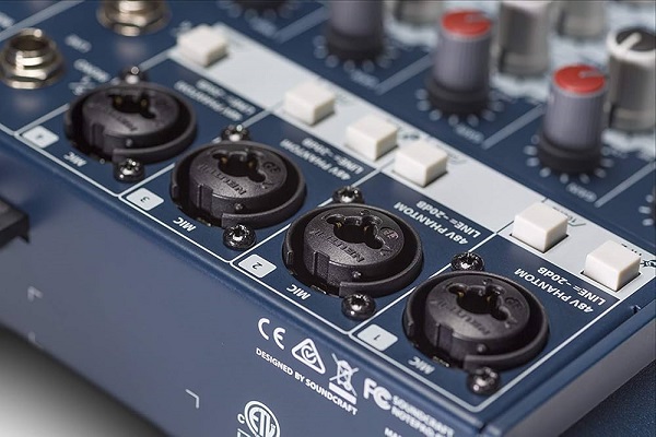 Review Mixer Soundcraft Notepad 12FX