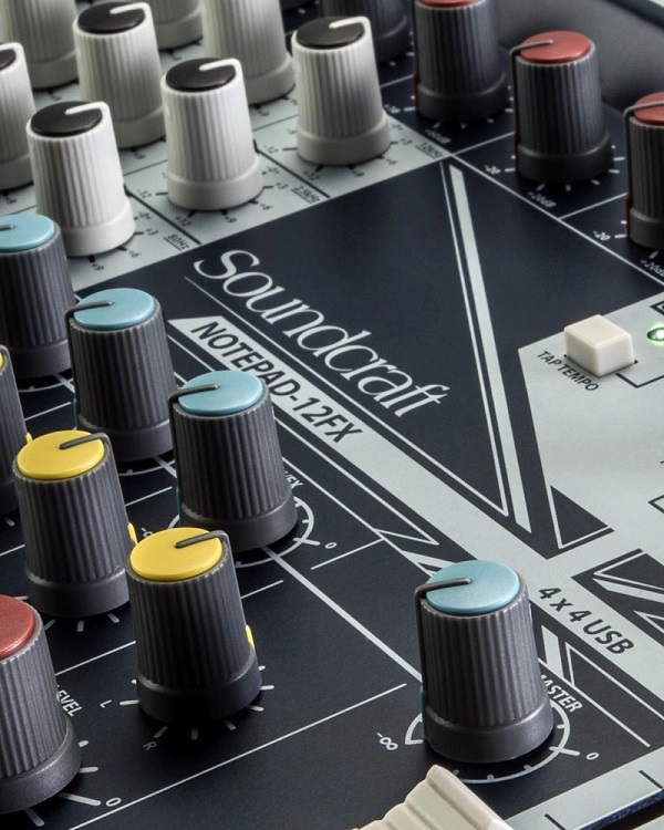 Mixer Soundcraft Notepad 12FX cao cấp