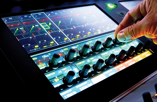 Thiết kế bàn Mixer Soundcraft Vi1000