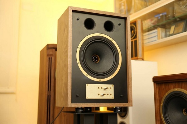 Nền Tảng Của Âm Thanh Trung Thực