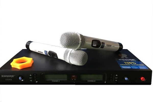 Review Micro Shure UGX8