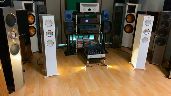 Sử Dụng Loa KEF R5 Meta 