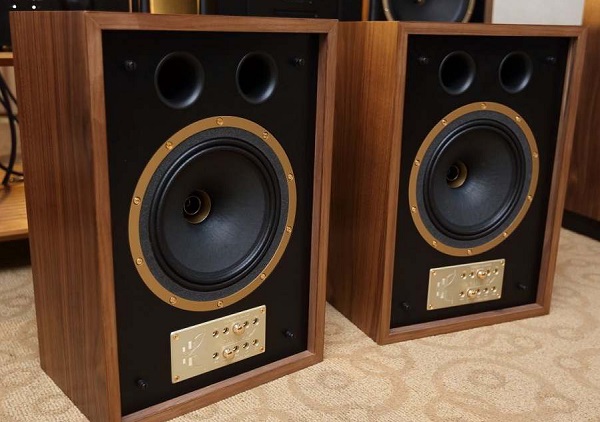 So Sánh Loa Tannoy Eaton