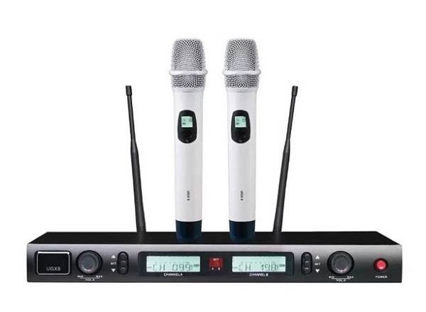 Tính Năng Nổi Bật Của Micro Shure UGX8