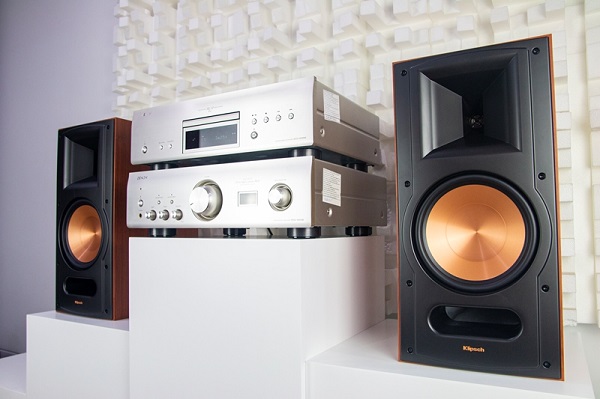 Tính Năng Nổi bật Loa Klipsch RB 81 II