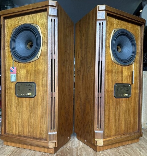 Cách Chọn Tannoy Turnberry HE Chính Hãng