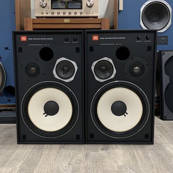 San Pham 4312B MKII Control Monitor