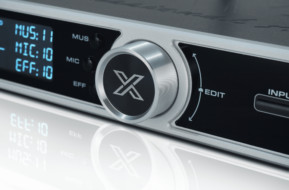 VANG SỐ CAVS X400 – CHUẨN MỰC MỚI CỦA ÂM THANH SỐ CHUYÊN NGHIỆP