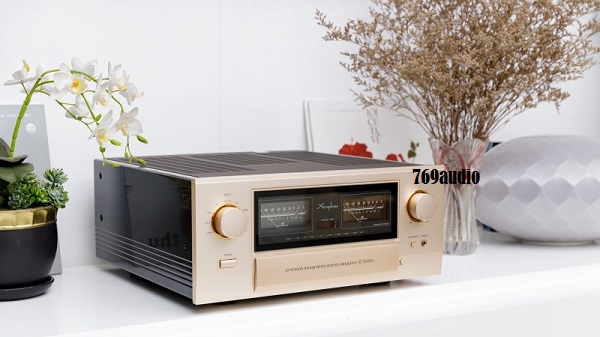 Đặc Điểm Nổi Bật Của Accuphase E5000