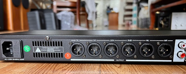 Đánh Giá Chi Tiết Oris A18