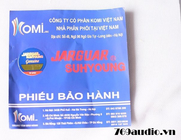 Phiếu bảo hành của KOMI có số seri trùng với trên máy và trên thùng.