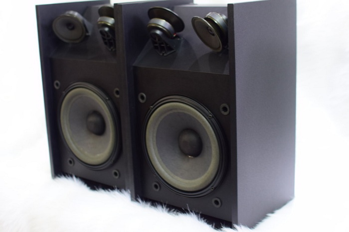 loa bose 301 seri III