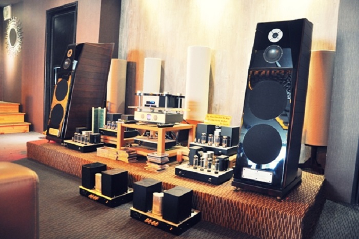 d&agrave;n &acirc;m thanh ho&agrave;n hảo