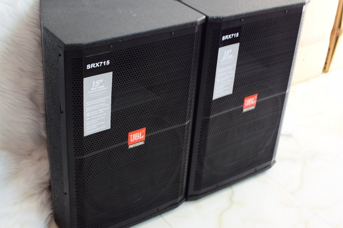 Loa s&acirc;n khấu  chuy&ecirc;n nghiệp JBL SRX 715