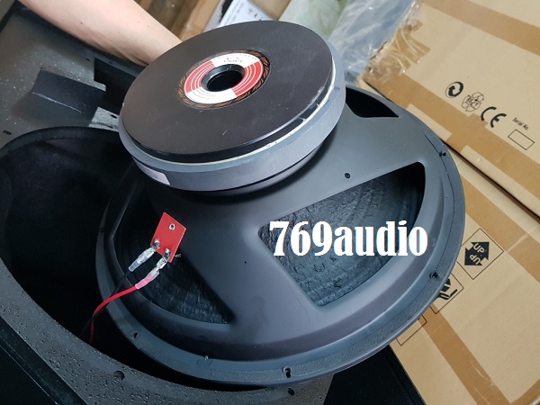 Củ bass loa Soundking F2215