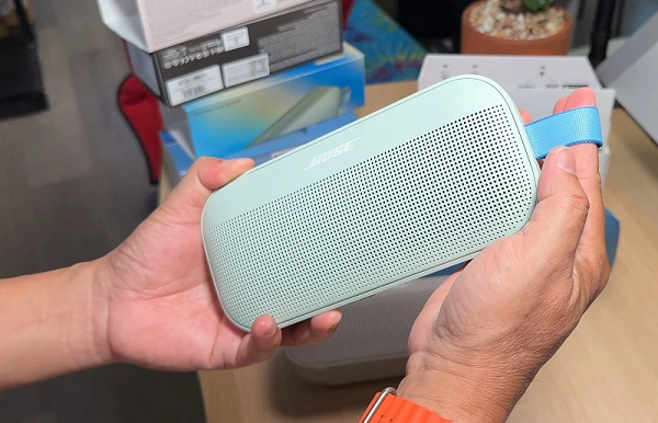 Bose SoundLink Flex 2 Màu Xanh Lá – Chiếc Loa Di Động Hoàn Hảo