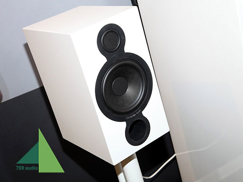 loa cambridge audio aeromax 2