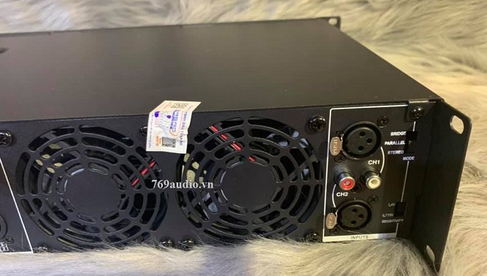 mặt sau  Crown xli 1500