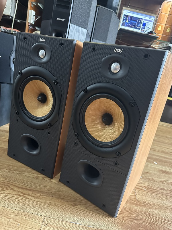 Đánh Giá Loa B&W 602 S2 Hàng Bãi