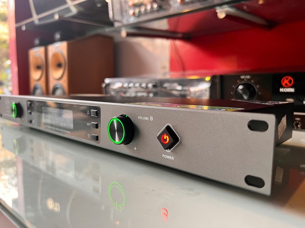 Phối Ghép Micro Không Dây BBS K100