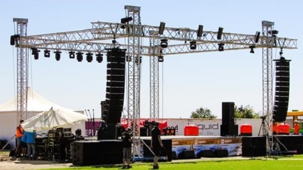 Cân Chỉnh Loa Sân Khấu