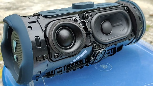 Loa Bluetooth JBL Charge 5 âm thanh