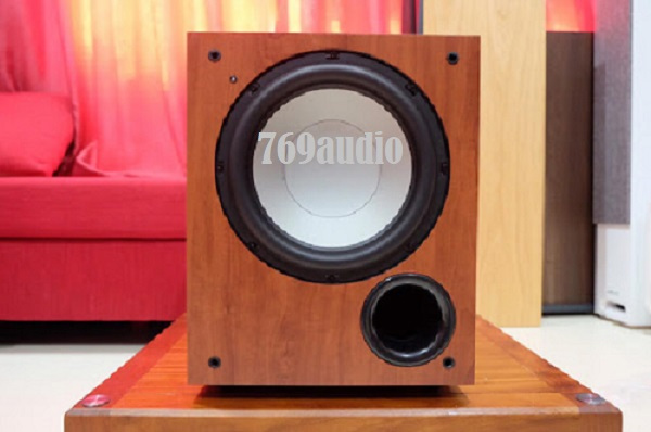 Bộ loa sub Jamo C912 Bass 300 không chỉ đảm bảo chất lượng âm thanh cao mà còn phù hợp với nhu cầu và không gian sử dụng khác nhau