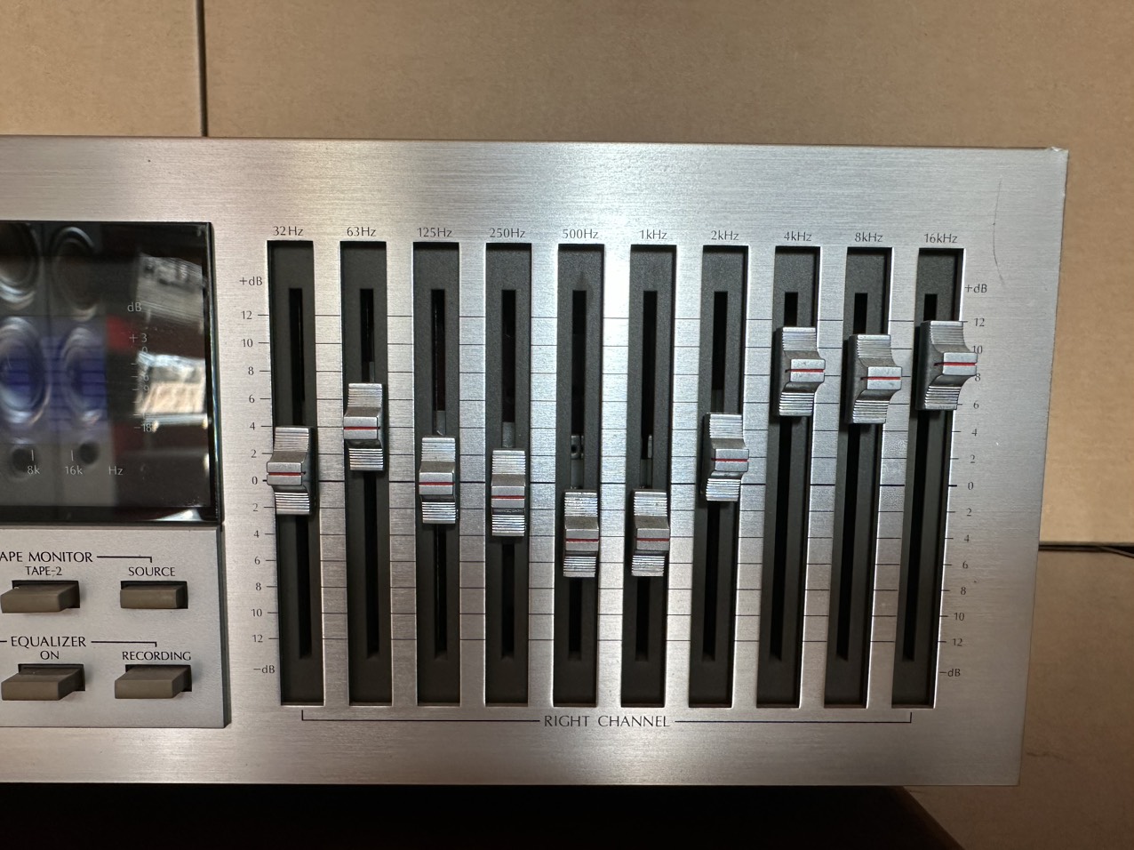 EQ Sansui SE 9