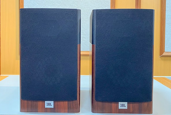 Giới thiệu loa JBL Stage A 130