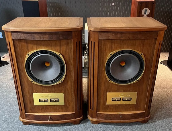 Giá Thành Loa Tannoy Canterbury SE