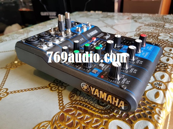 mixer yamaha mg 06x