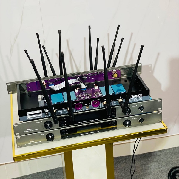 Giá Micro BBS K100 Chính Hãng Tại 769 Audio